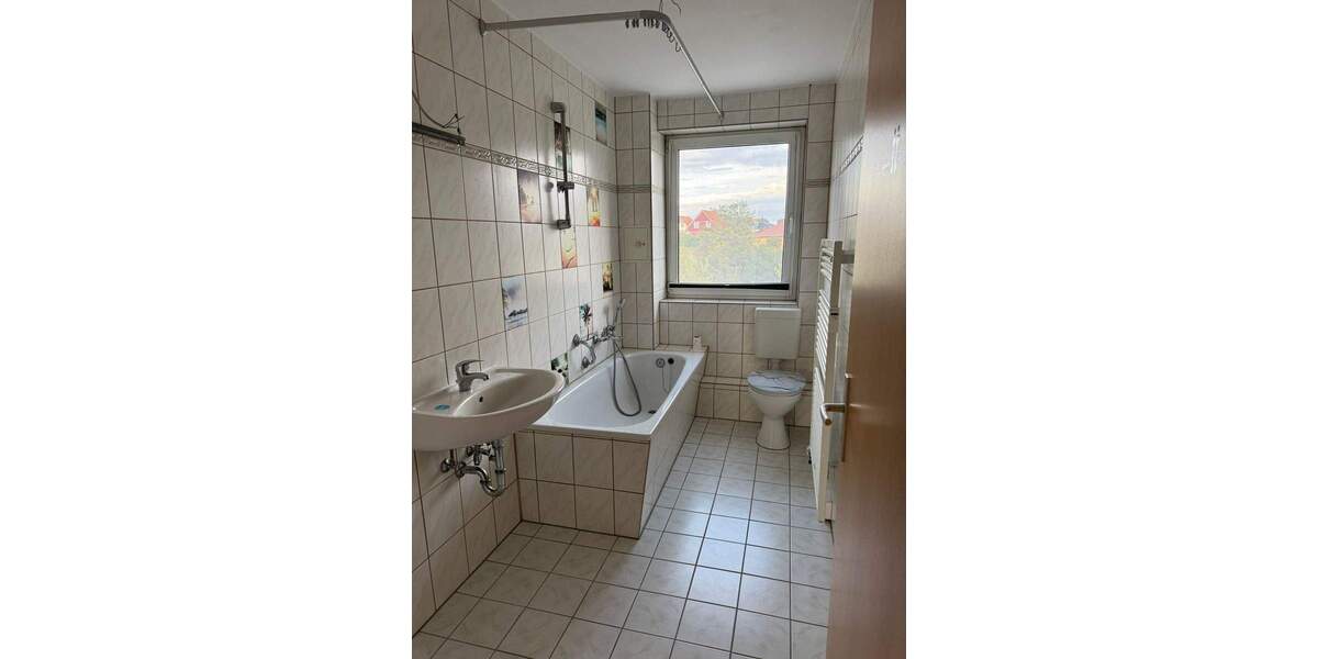 Etagenwohnung Strehla - 3 Zimmer, 72 m&sup2;, 471&euro; | Angebot:25697407