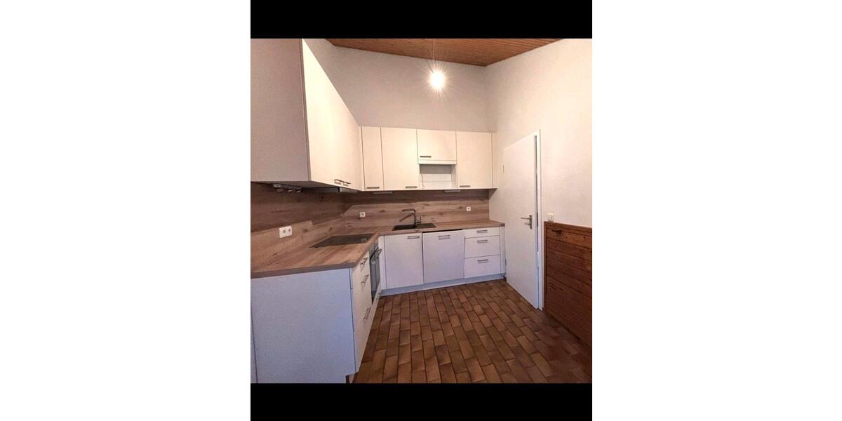 Dachgeschoßwohnung Augsburg Innenstadt - 2 Zimmer, 80 m&sup2;, 1.185&euro; | Angebot:25207645