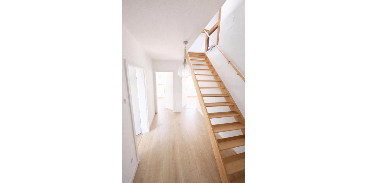 Maisonettenwohnung Bellheim - 4 Zimmer, 145 m&sup2;, 1.275&euro; | Angebot:24706116