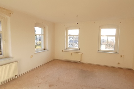 helle Drei-Zimmer-Wohnung in ruhiger Lage mit guter Fernsicht - Wohnung Lauter-Bernsbach Bernsbach | Angebot:14517883