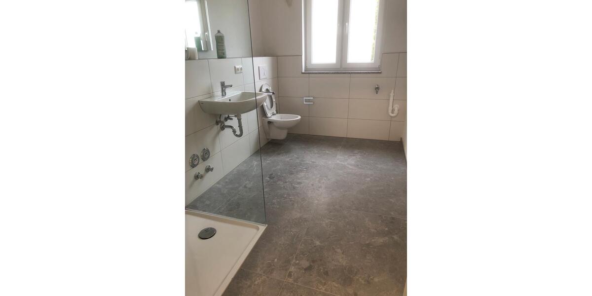 Etagenwohnung Pfarrkirchen - 2 Zimmer, 73 m&sup2;, 850&euro; | Angebot:26375355