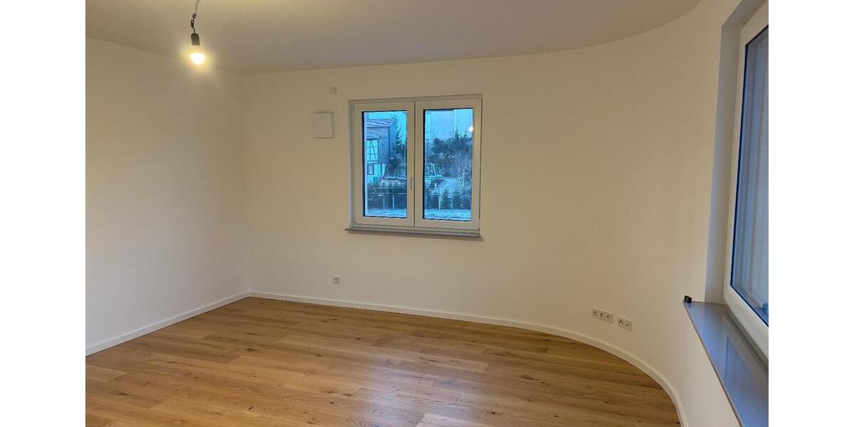 Etagenwohnung Bad Salzungen - 3.5 Zimmer, 127 m&sup2;, 1.463&euro; | Angebot:25350366