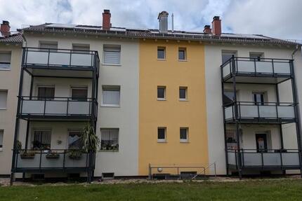Komplett saniert! 3-Zimmer-Whg. mit Balkon zimmer