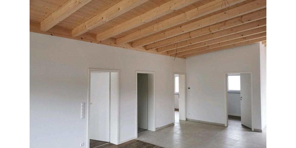 Etagenwohnung Zwiesel - 3 Zimmer, 95 m&sup2;, 950&euro; | Angebot:26596706