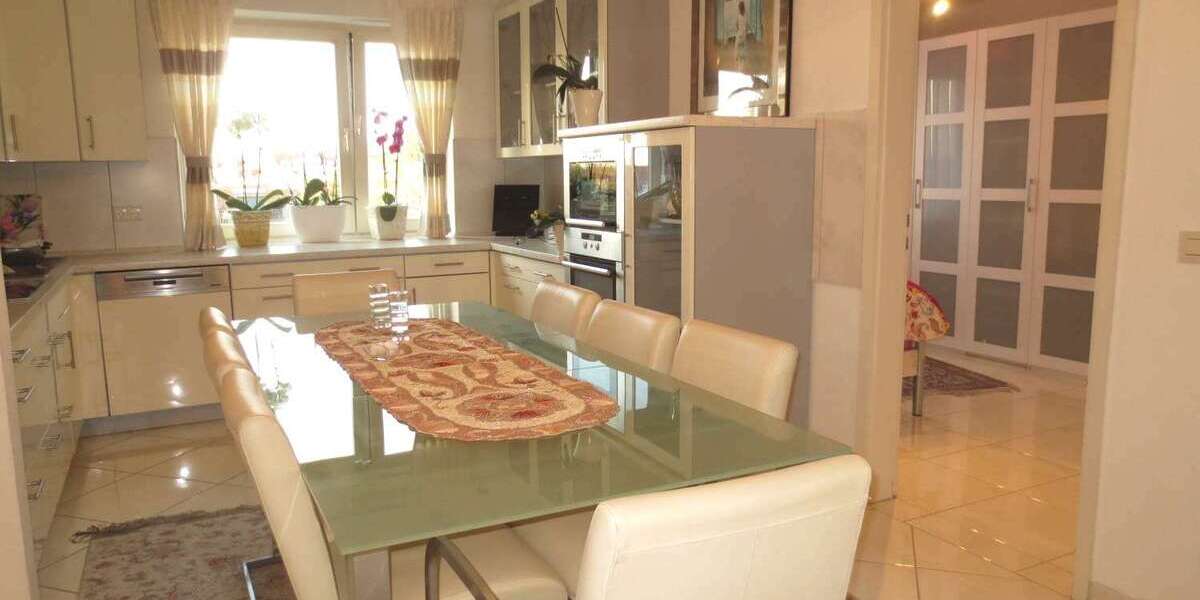 Etagenwohnung Göttingen - 3.5 Zimmer, 95 m&sup2;, 1.095&euro; | Angebot:27153906