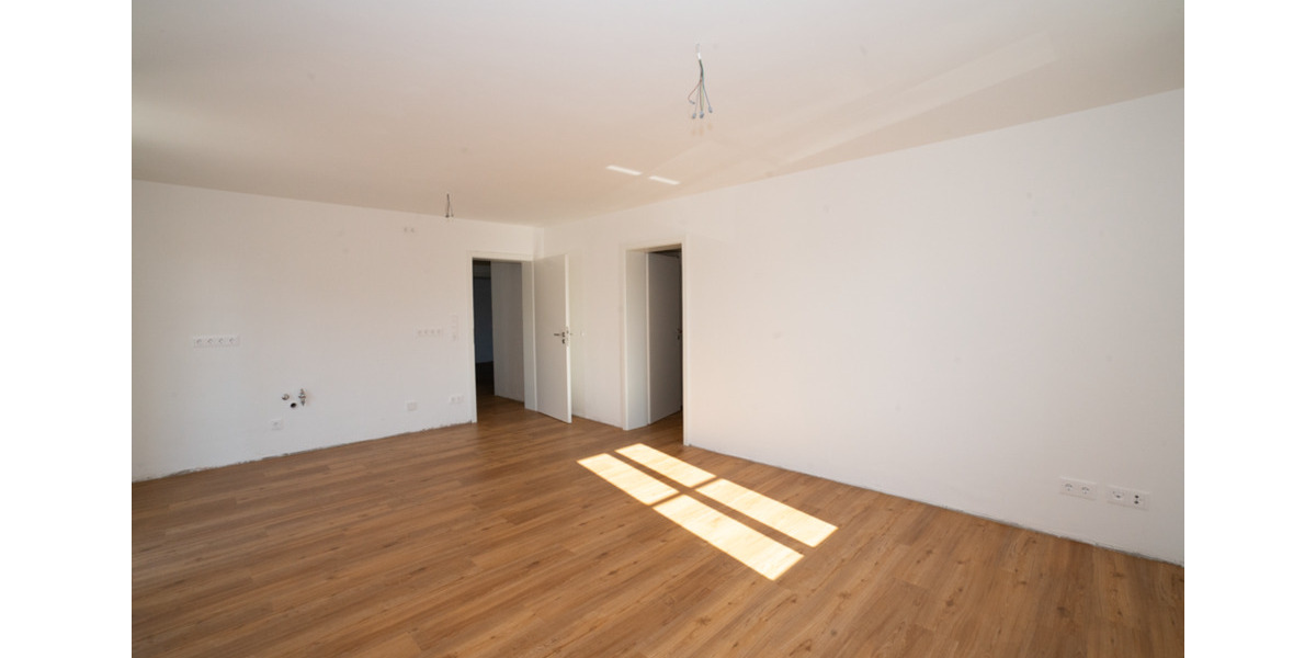 Etagenwohnung Altenburg - 4 Zimmer, 92 m&sup2;, 642&euro; | Angebot:24550815