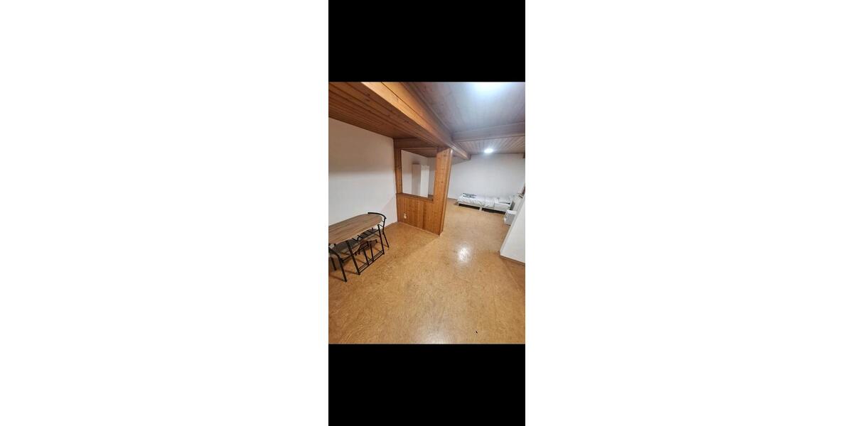 Wohnen auf Zeit Hechingen - 5 Zimmer, 20 m&sup2;, 600&euro; | Angebot:26212602