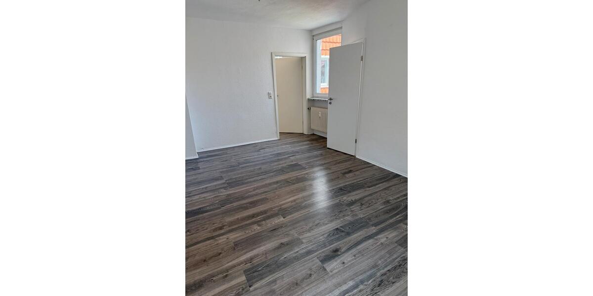 Etagenwohnung Duderstadt - 3 Zimmer, 100 m&sup2;, 780&euro; | Angebot:26576116