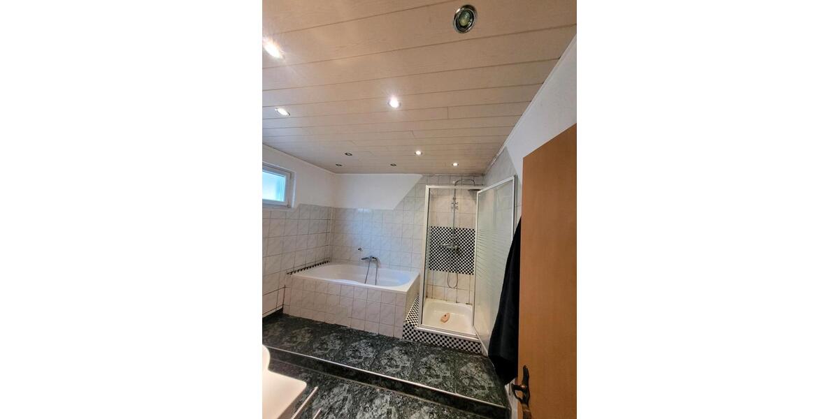 Erdgeschoßwohnung Lampertheim - 2 Zimmer, 55 m&sup2;, 700&euro; | Angebot:25552237