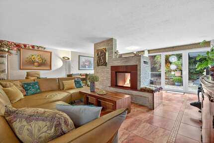 Wohnung Karlsruhe / Hagsfeld Hagsfeld - 3 Zimmer, 164 m&sup2;, 2.400&euro; | Angebot:26016671