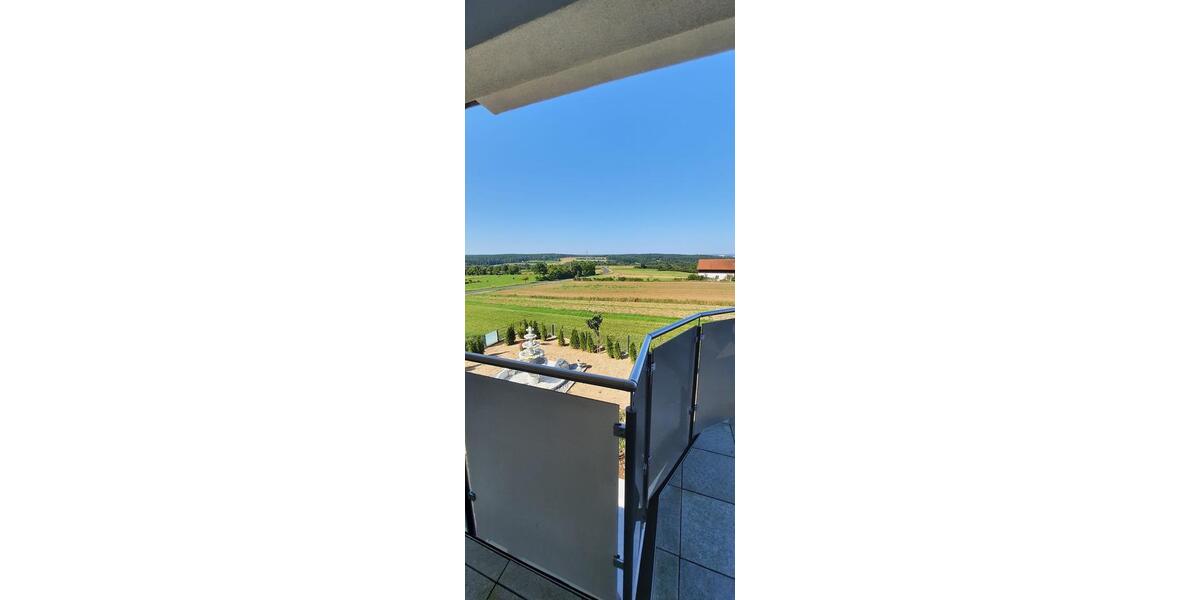 Dachgeschoßwohnung Kümmersbruck - 2.5 Zimmer, 65 m&sup2;, 1.280&euro; | Angebot:26340119