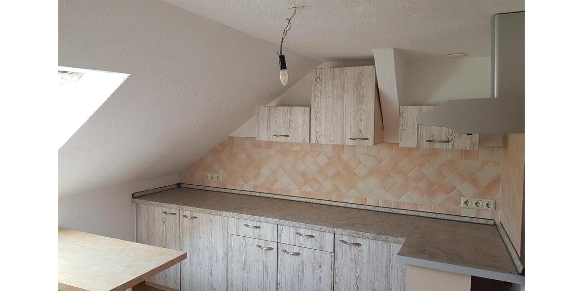 Dachgeschoßwohnung Auerbach/Vogtland Vogtland - 2 Zimmer, 50 m&sup2;, 210&euro; | Angebot:26101212
