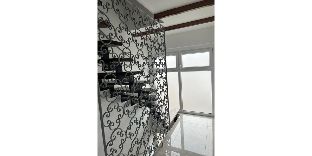 Reihenhaus Wadgassen - 5 Zimmer, 135 m&sup2;, 1.300&euro; | Angebot:26188209