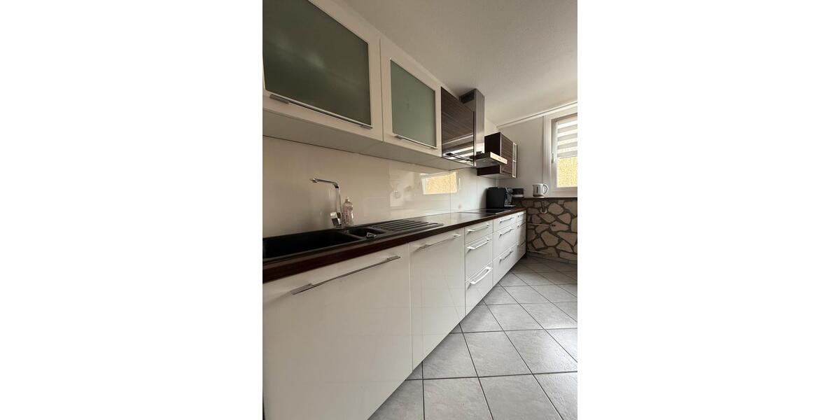 Etagenwohnung Bergisch Gladbach Gronau - 3 Zimmer, 85 m&sup2;, 1.420&euro; | Angebot:25844072