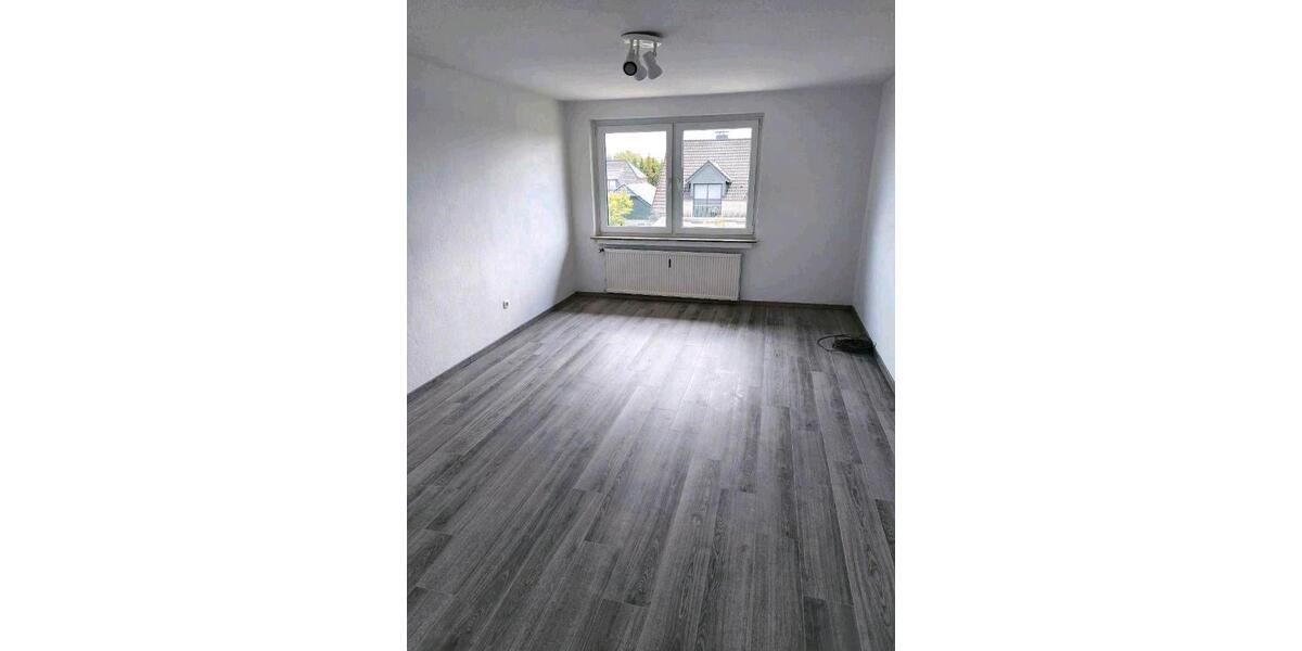 Etagenwohnung Jembke - 2 Zimmer, 105 m&sup2;, 1.050&euro; | Angebot:26038864