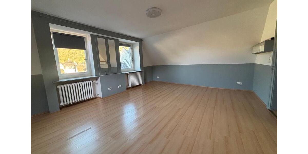 Dachgeschoßwohnung Rüdesheim am Rhein - 1 Zimmer, 41 m&sup2;, 360&euro; | Angebot:26278184