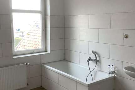 Wohnung zum Mieten in Badersleben 450 € 90 m² 4 zimmer