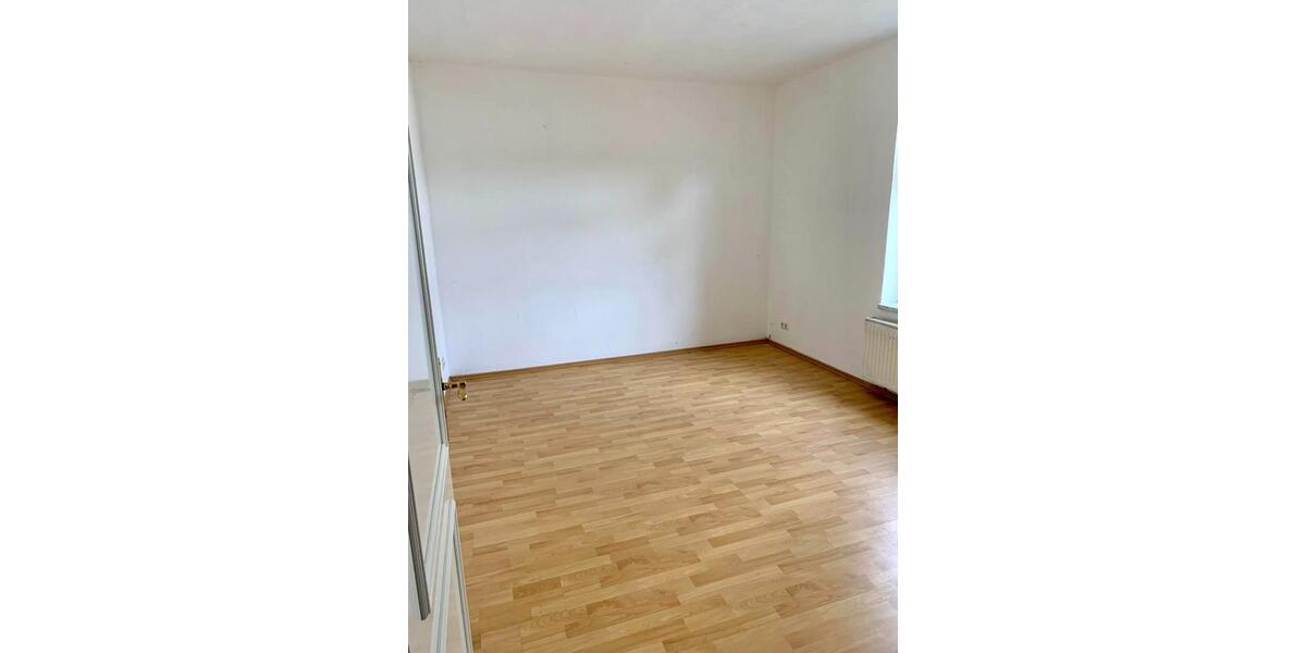 Etagenwohnung Königswartha - 3 Zimmer, 70 m&sup2;, 420&euro; | Angebot:25751100