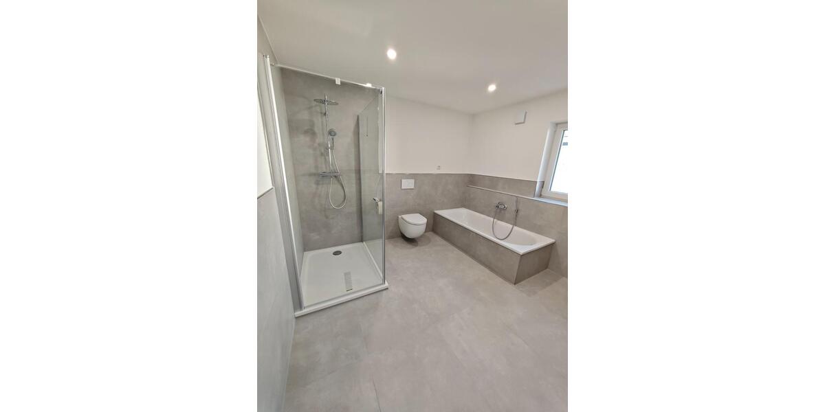 Etagenwohnung Hammelburg - 3 Zimmer, 111 m&sup2;, 1.350&euro; | Angebot:25641088