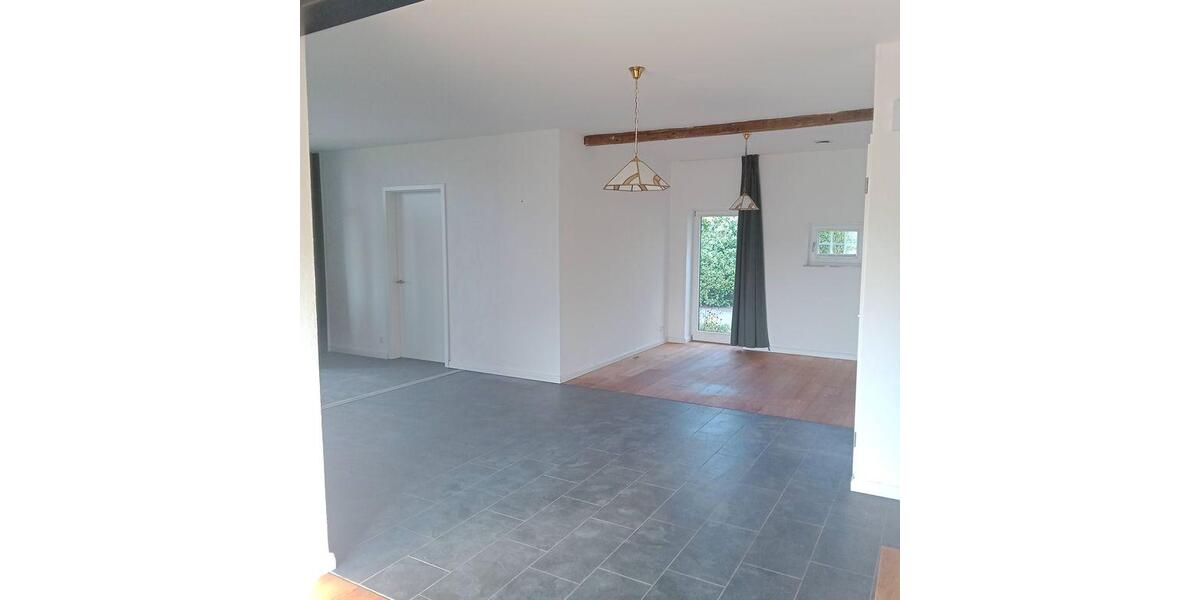 Etagenwohnung Vreden - 5 Zimmer, 140 m&sup2;, 1.400&euro; | Angebot:26150893