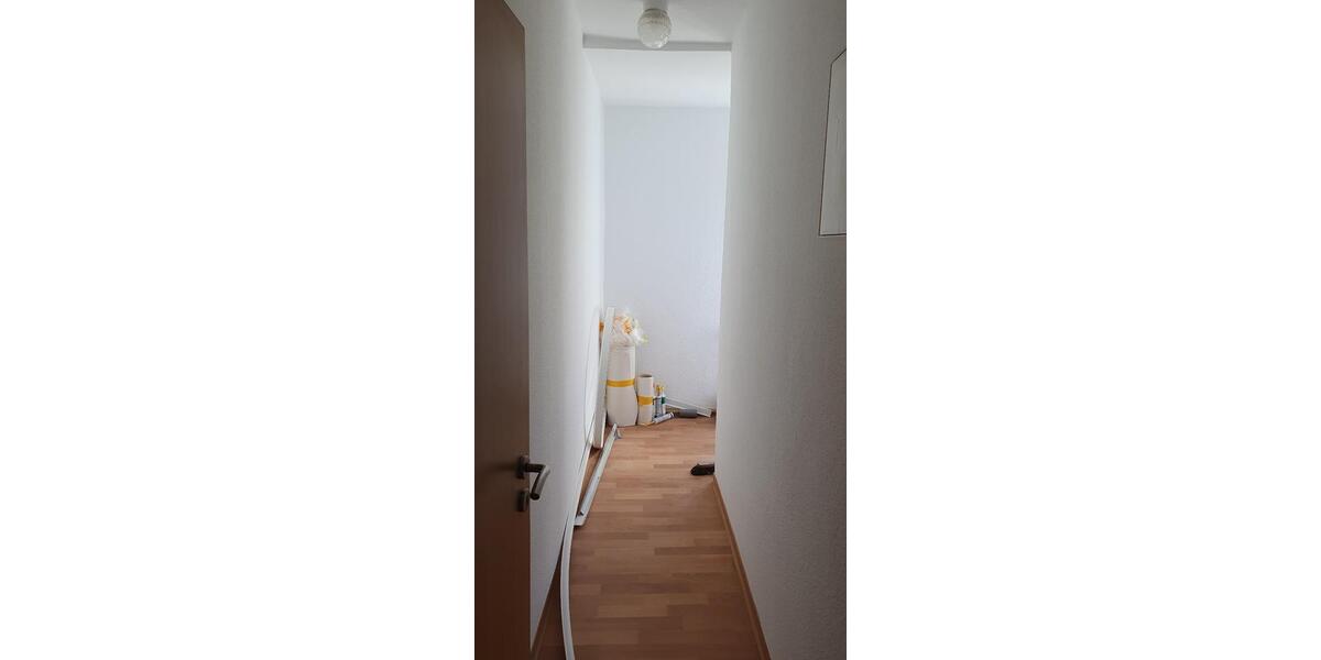 Etagenwohnung Schmölln - 4 Zimmer, 107 m&sup2;, 560&euro; | Angebot:26223221