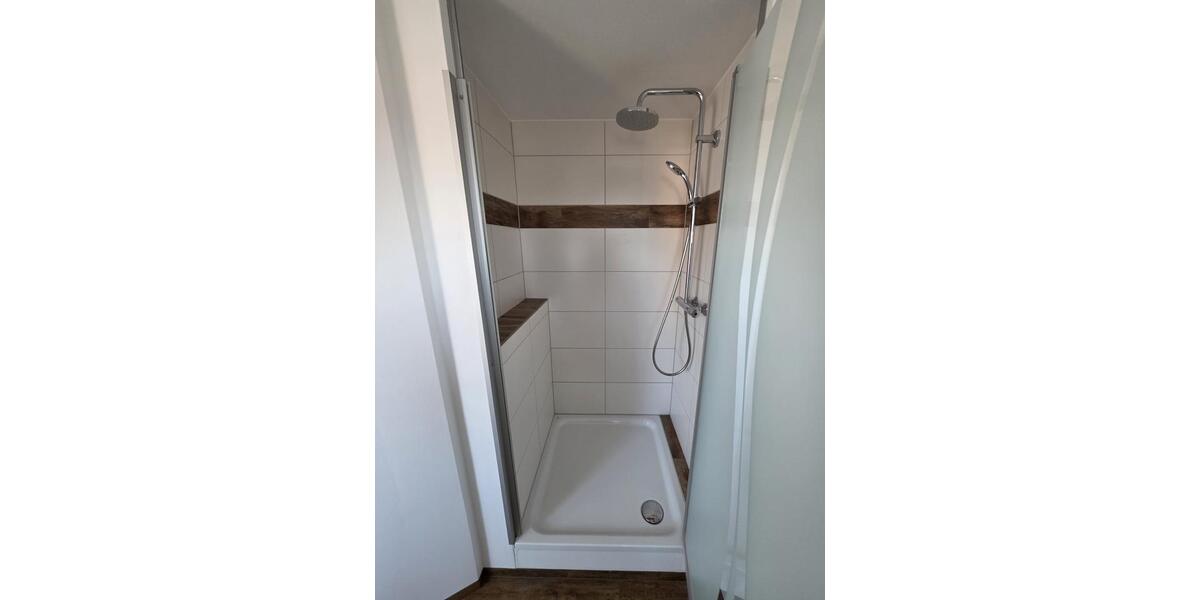 Etagenwohnung Bützow - 2 Zimmer, 70 m&sup2;, 680&euro; | Angebot:25281126