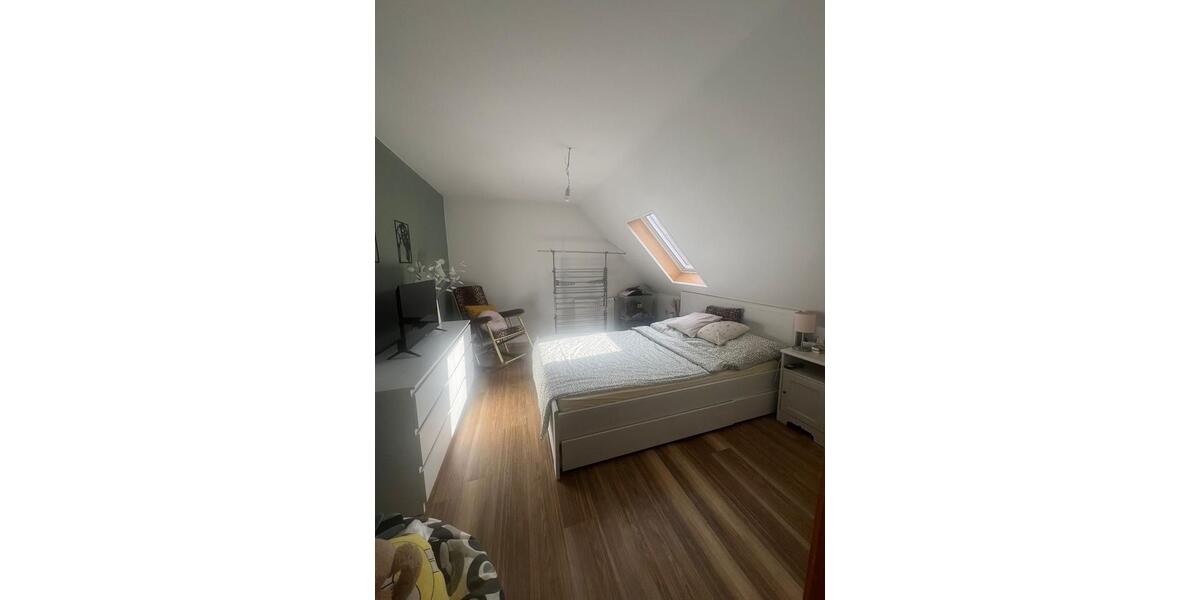 Dachgeschoßwohnung Sollstedt - 2.5 Zimmer, 58 m&sup2;, 340&euro; | Angebot:26049955