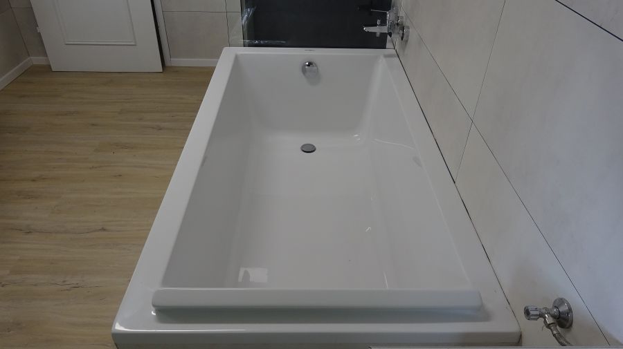 Hochwertig sanierte, sehr geräumige 2,5-Zimmer EG Wohnung mit EBK in Antweiler - Erdgeschoßwohnung Mechernich | Angebot:24350144