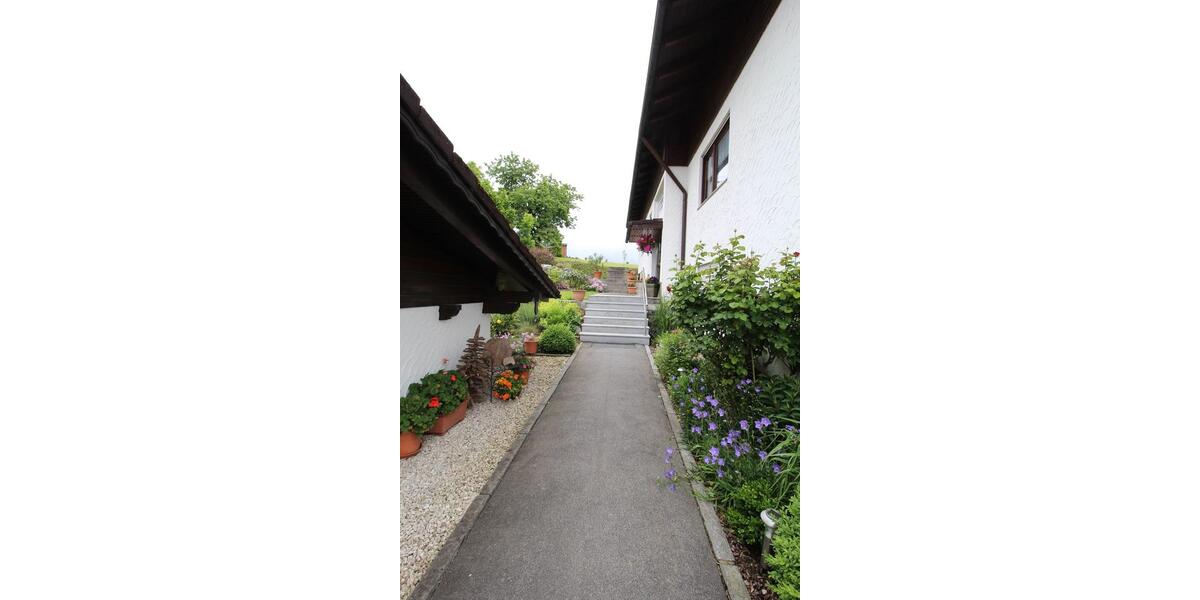 Hochparterre Freyung - 3 Zimmer, 75 m&sup2;, 660&euro; | Angebot:24940904