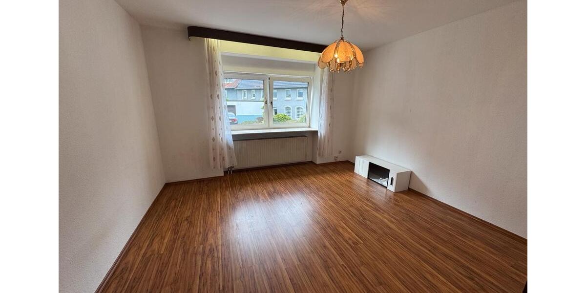 Erdgeschoßwohnung Pirmasens Niedersimten - 2 Zimmer, 47 m&sup2;, 400&euro; | Angebot:26670993