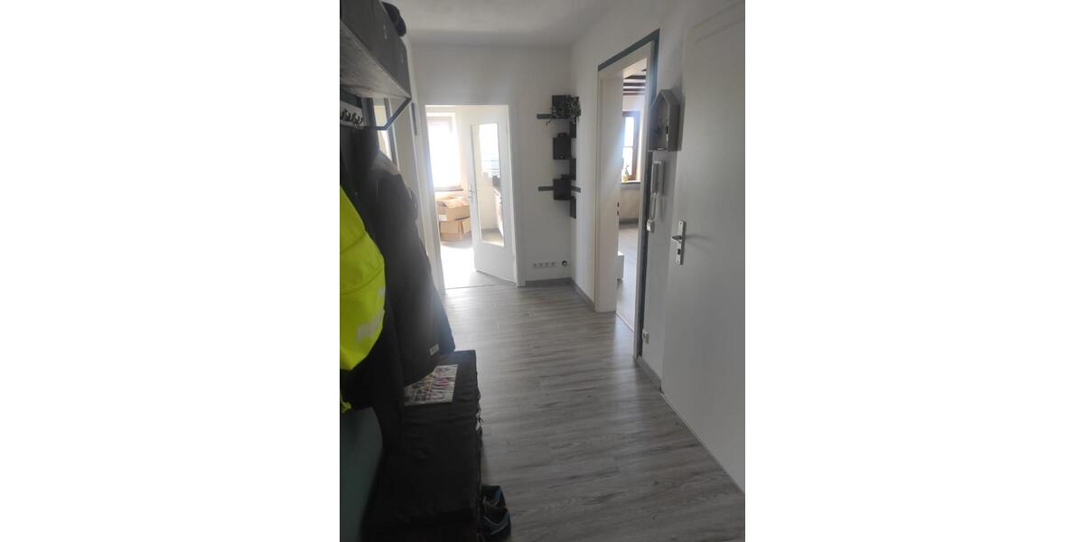 Etagenwohnung Simmersfeld - 2 Zimmer, 75 m&sup2;, 600&euro; | Angebot:26316438