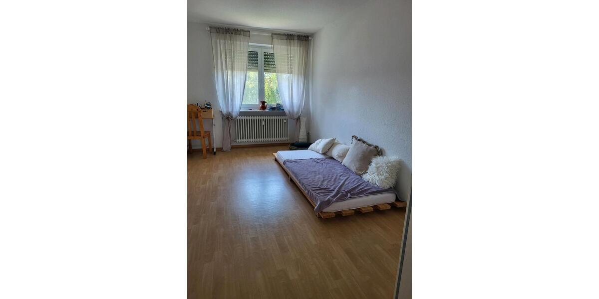 Etagenwohnung Radolfzell am Bodensee - 1 Zimmer, 15 m&sup2;, 550&euro; | Angebot:25355164
