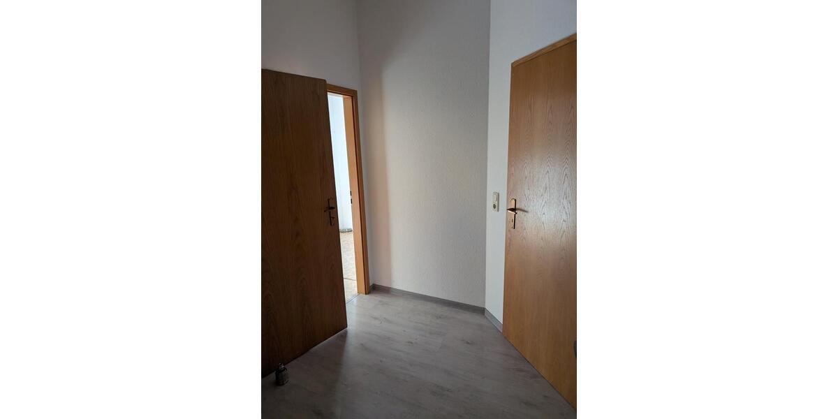 Etagenwohnung Meißen - 1 Zimmer, 51 m&sup2;, 330&euro; | Angebot:23602092