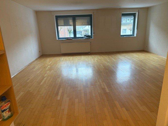 Erdgeschoßwohnung Bad Lippspringe - 2 Zimmer, 82 m&sup2;, 700&euro; | Angebot:26260514