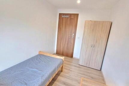 Wohnen auf Zeit Marklkofen - 1 Zimmer, 8 m&sup2;, 350&euro; | Angebot:26254301