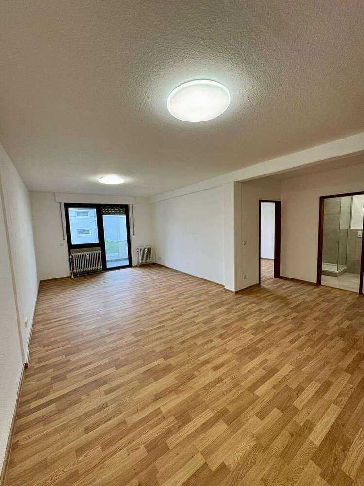 Wohnung zum Mieten in Saarbrücken 900 € 80 m²