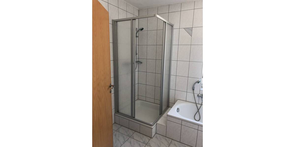 Etagenwohnung Deggendorf - 3 Zimmer, 81 m&sup2;, 850&euro; | Angebot:26474811