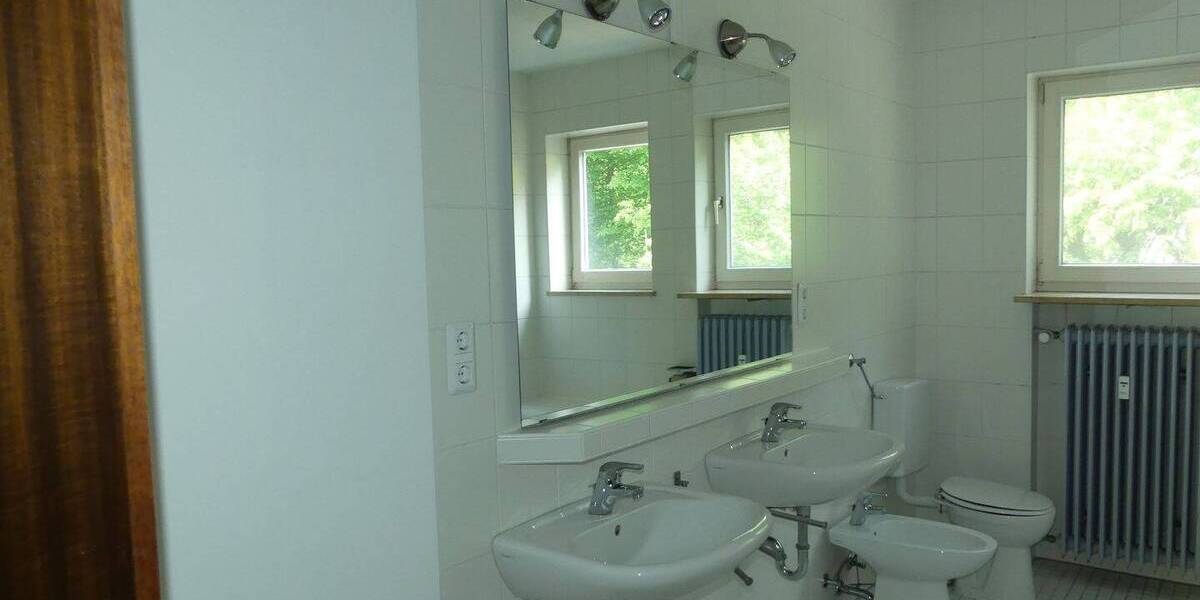 Etagenwohnung Forchheim - 4 Zimmer, 130 m&sup2;, 1.299&euro; | Angebot:26696418