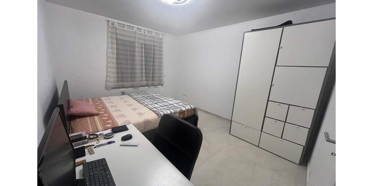 Etagenwohnung Solingen Central - 3 Zimmer, 60 m&sup2;, 865&euro; | Angebot:24522724