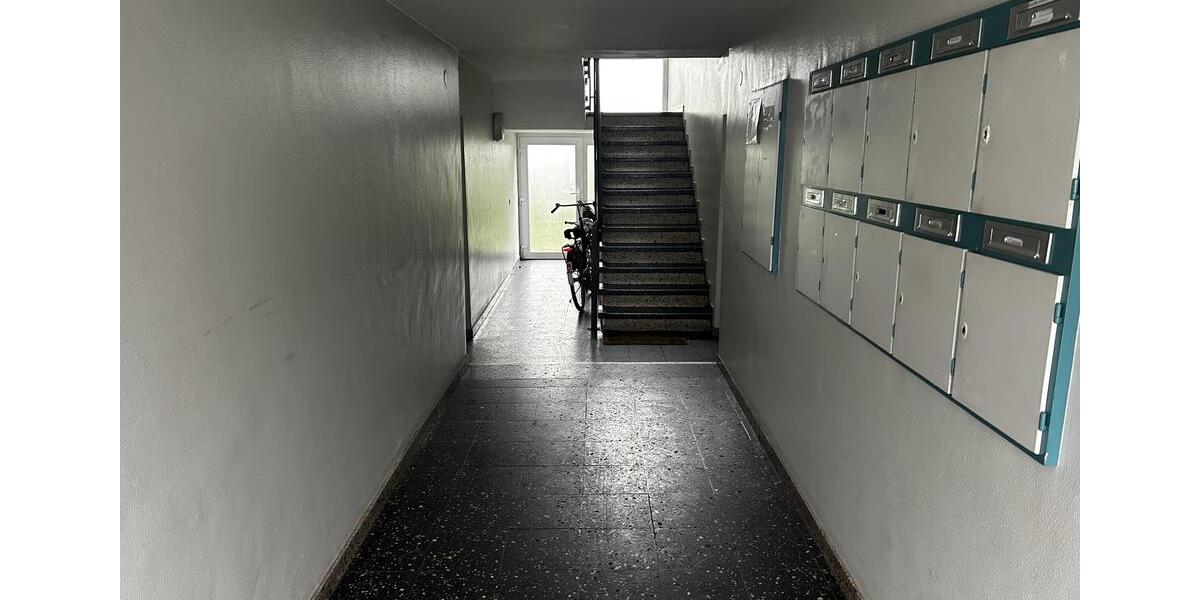 Etagenwohnung Krefeld Benrad - 3 Zimmer, 98 m&sup2;, 1.000&euro; | Angebot:26533972