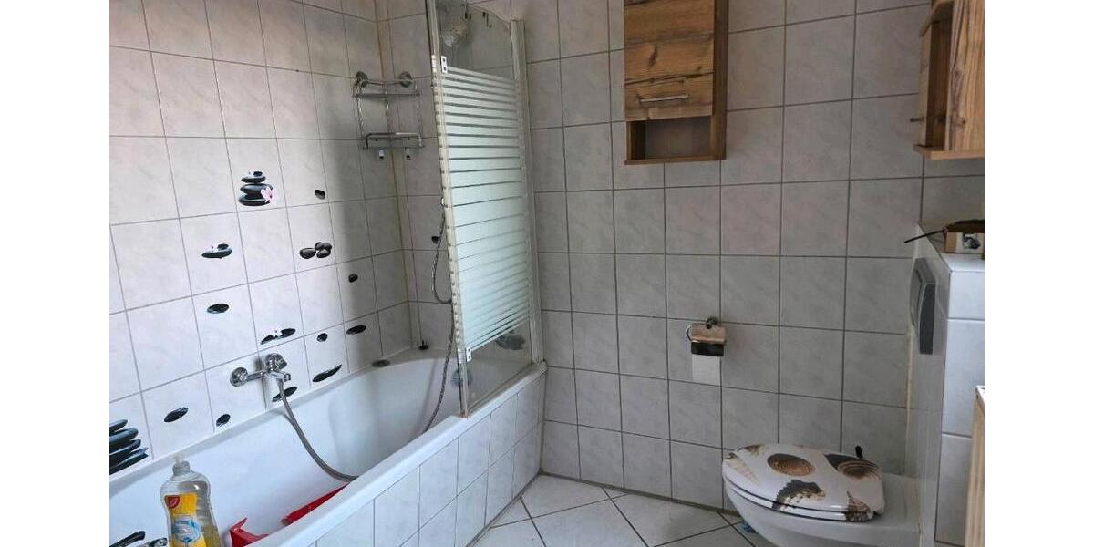 Erdgeschoßwohnung Feilitzsch - 4 Zimmer, 95 m&sup2;, 600&euro; | Angebot:25755037