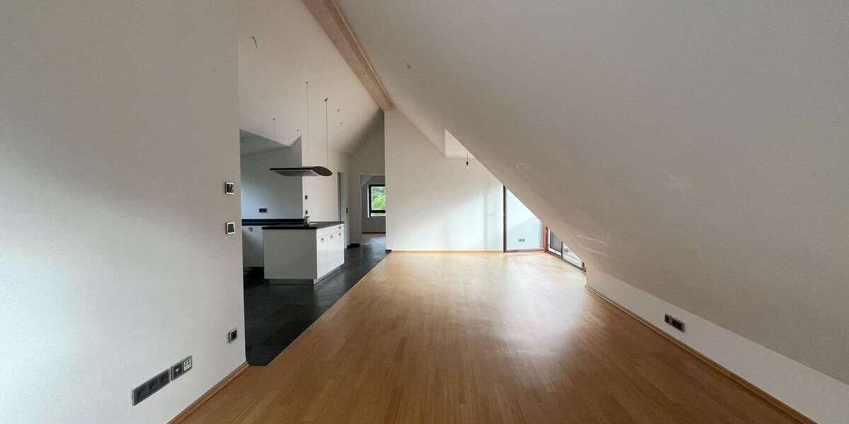 Etagenwohnung München Trudering-Riem - 3 Zimmer, 72 m&sup2;, 1.630&euro; | Angebot:26216896