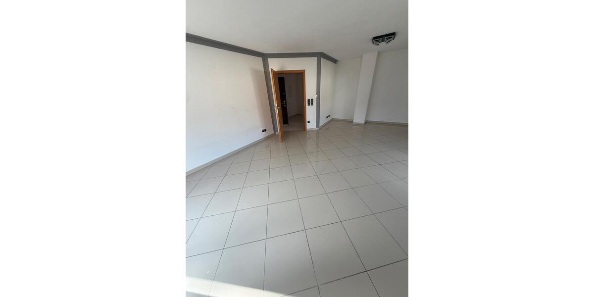 Dachgeschoßwohnung Geislingen an der Steige - 3 Zimmer, 77 m&sup2;, 850&euro; | Angebot:25945538