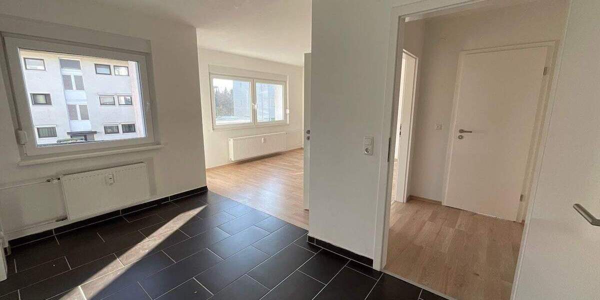 Etagenwohnung Radevormwald Innenstadt - 3 Zimmer, 71 m&sup2;, 639&euro; | Angebot:25739983