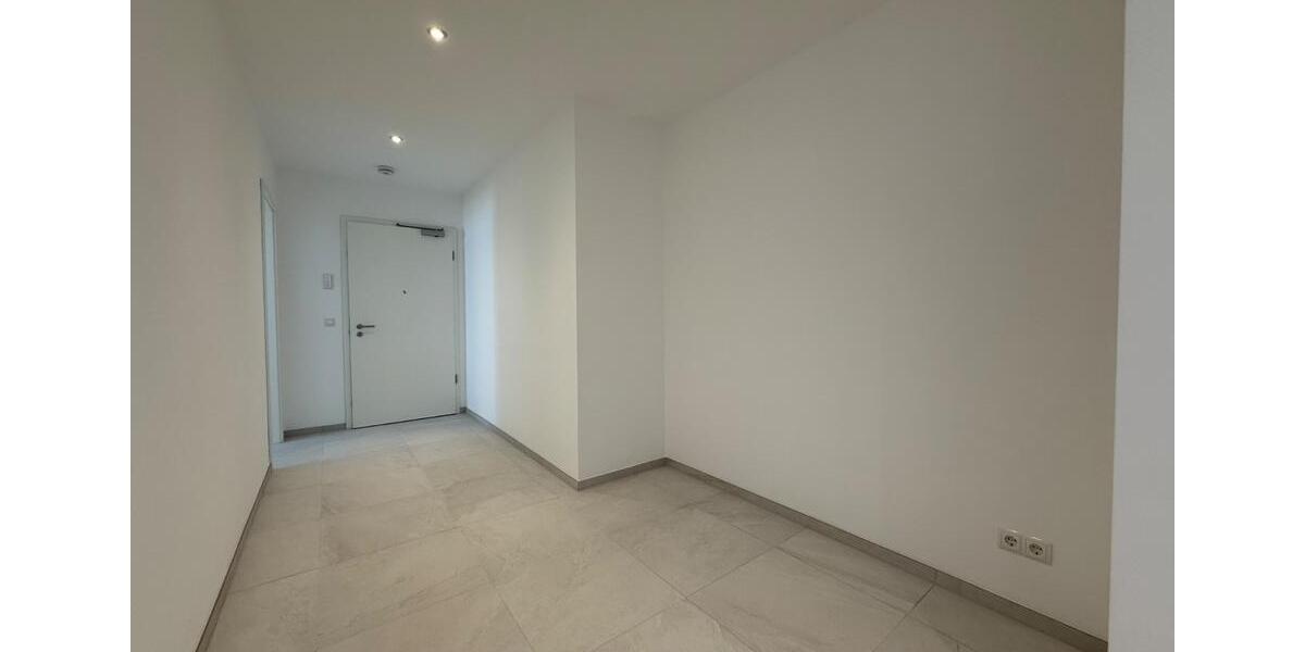 Erdgeschoßwohnung Tüßling - 3 Zimmer, 100 m&sup2;, 1.275&euro; | Angebot:25844843