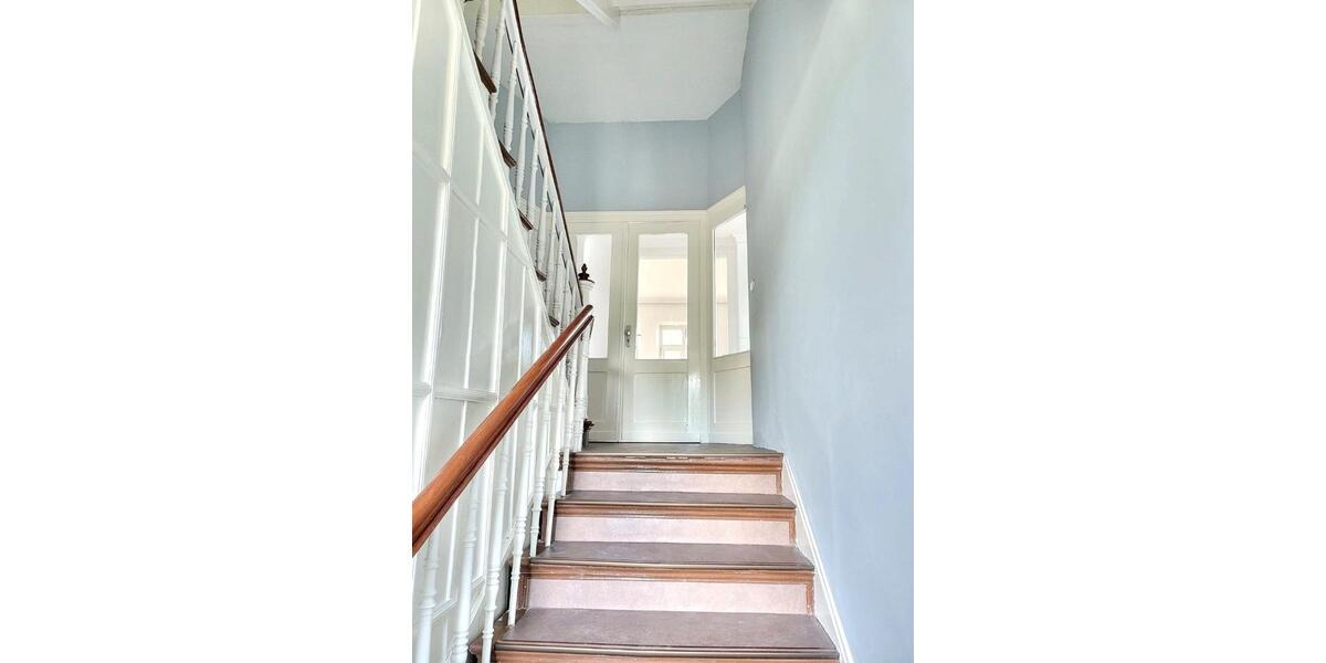 Schöne 134 qm Wohnung 4 zimmer