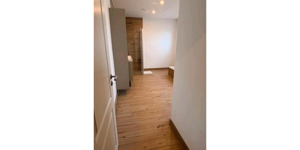 Etagenwohnung Ostercappeln - 5 Zimmer, 135 m&sup2;, 1.100&euro; | Angebot:24942208