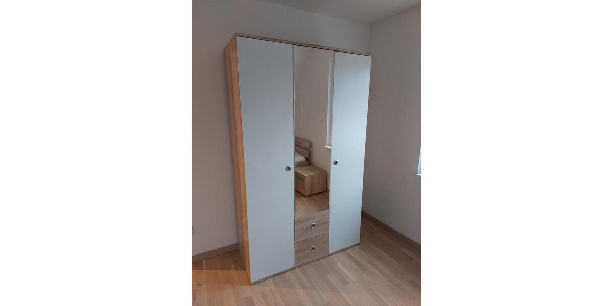 Wohnen auf Zeit Schwabach - 6 Zimmer, 7 m&sup2;, 490&euro; | Angebot:24865910