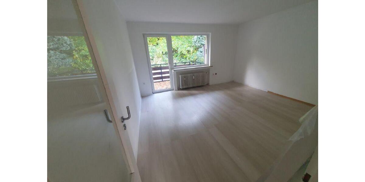 Etagenwohnung Remscheid Lüttringhausen - 4 Zimmer, 84 m&sup2;, 584&euro; | Angebot:23619680
