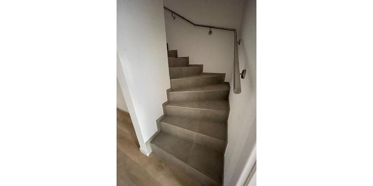 Reihenhaus Lingen (Ems) - 3 Zimmer, 120 m&sup2;, 1.200&euro; | Angebot:24538469